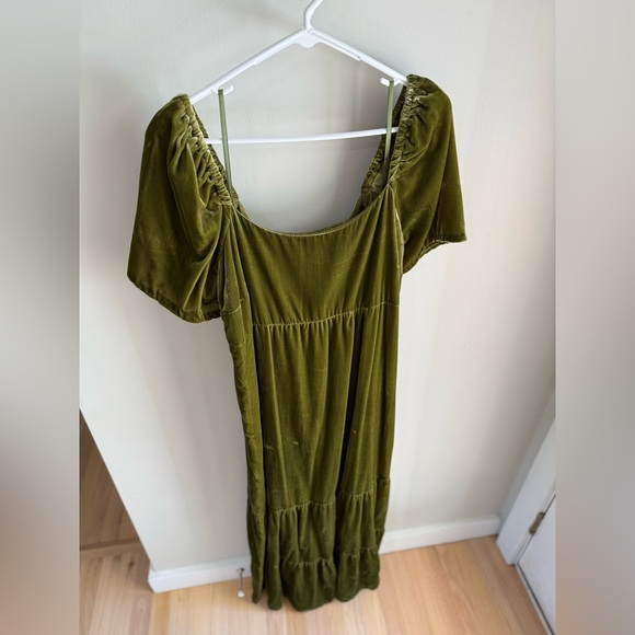By Anthropologie Velvet Empire Waist Midi Dress - Moss Green - Size 16W - NWT - Picture 6 of 16